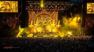 Un volum de benzi desenate, ”dur, violent şi foarte întunecat”, inspirat din videoclipurile trupei Slayer, va fi lansat în luna decembrie