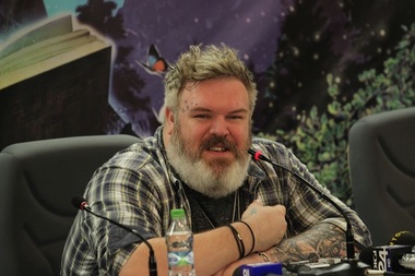 Actorul care îl interpretează pe Hodor din ”Urzeala Tronurilor”, DJ la Untold: Nu am vrut să combin cele două părţi, dar lumea aşa mă recunoaşte