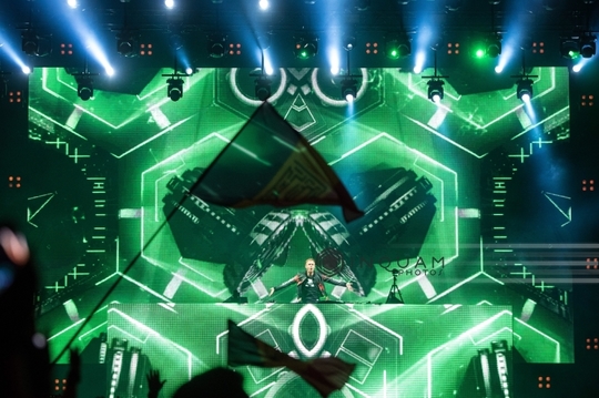 Festivalul Untold: Armin van Buuren şi-a prelungit concertul cu aproape patru ore (Foto: Inquam Photos / Sandor Manases)
