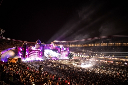 Ultima seară a festivalului Untold, încheiată cu artificii şi un concert în premieră susţinut de Martin Garrix, cel mai tânăr DJ de top din lume - FOTO, VIDEO
