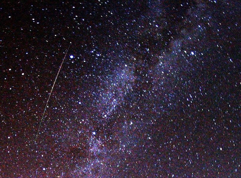 Curentul de meteori Perseide va înregistra un maxim ce va fi atins în noaptea de 12 spre 13 august


