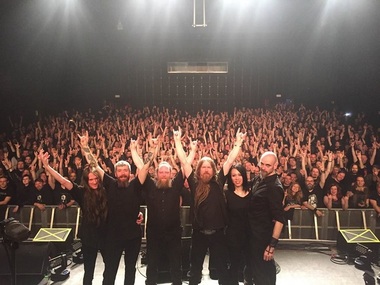 Andrew Craighan, membru al formaţiei My Dying Bride, îşi va dona chitara pentru victimele din Colectiv
