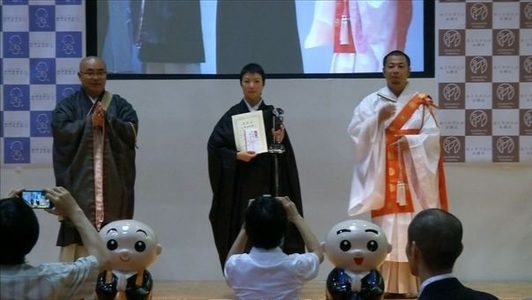 Un concurs de frumuseţe destinat călugărilor, organizat în Japonia - VIDEO