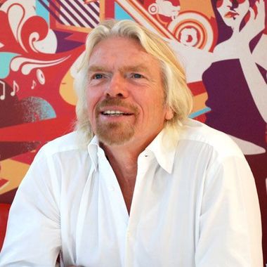 Magnatul Richard Branson, după un grav accident de bicicletă: Am crezut că voi muri; viaţa mi-a trecut prin faţa ochilor