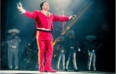 Cântăreţul mexican Juan Gabriel, o legendă a muzicii latino-americane, a murit la vârsta de 66 de ani
