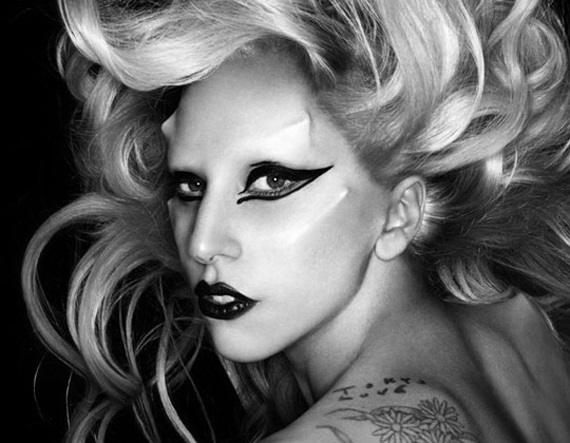 Lady Gaga a lansat single-ul ”Perfect Illusion” şi a confirmat colaborarea cu Florence Welch pentru următorul album. AUDIO