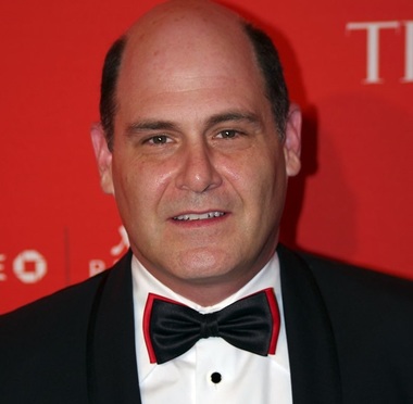 Matthew Weiner, creatorul serialului ”Mad Men”, îşi publică romanul de debut în septembrie 2017