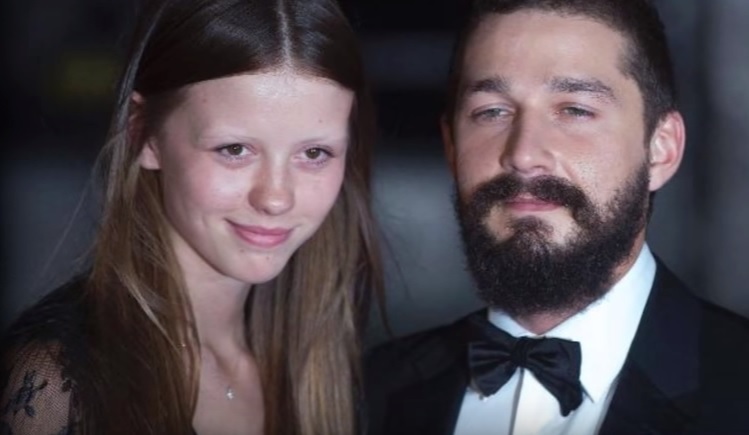 Shia LaBeouf s-a căsătorit în Las Vegas, într-o ceremonie cu tematică Elvis Presley, difuzată prin live stream. VIDEO