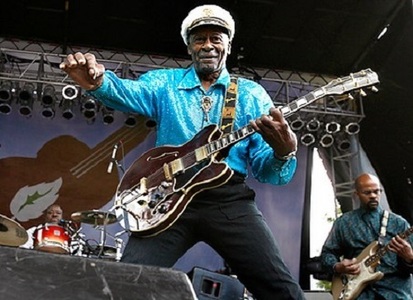 Chuck Berry a anunţat marţi, cu ocazia celei de-a 90-a aniversări, că va lansa un nou album de studio