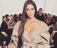 Kim Kardashian a renunţat la procesul intentat unui site care a insinuat că starleta a înscenat jaful de la Paris