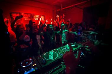 Platforma muzicală Boiler Room va crea prima sală din lume în care vor fi transmise concerte în realitate virtuală
