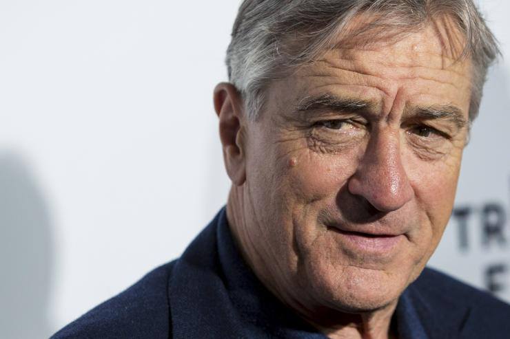 Robert De Niro a refuzat să facă o fotografie cu Arnold Schwarzenegger, din cauza opţiunilor politice ale fostului guvernator 
