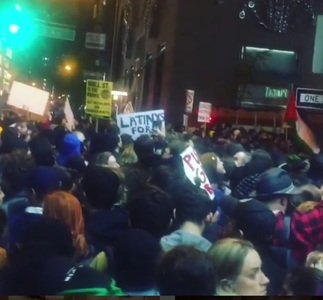 Mark Ruffalo, Madonna şi Cher au participat la protestul anti-Trump organizat miercuri la New York. VIDEO