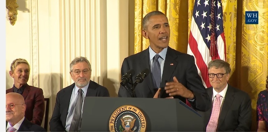 Barack Obama a decorat, marţi, 21 de personalităţi cu Presidential Medal of Freedom. La gală, vedetele au participat la Mannequin Challenge. VIDEO