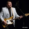 Greg Lake, solistul trupelor King Crimson şi Emerson, Lake & Palmer, a murit la vârsta de 69 de ani

