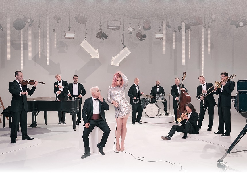 Orchestra Pink Martini revine în 2017 la Sala Palatului din Bucureşti