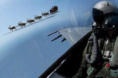 NORAD se pregăteşte să monitorizeze şi în 2016 călătoria lui Moş Crăciun în jurul lumii