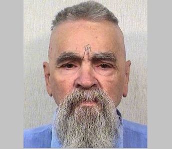 Criminalul în serie Charles Manson, spitalizat în afara închisorii în care îşi ispăşeşte pedeapsa - presă