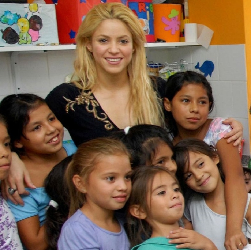 Shakira a îndemnat elitele de la Davos să îi hrănească şi să îi educe pe viitorii lideri ai lumii