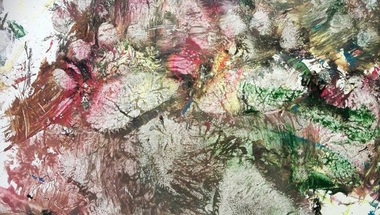 Ursul Juuso şi-a făcut debutul artistic într-o galerie de pictură din Finlanda