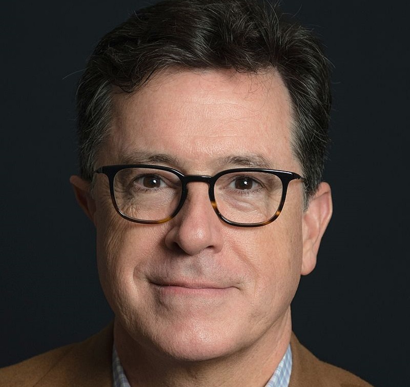Stephen Colbert va prezenta gala premiilor Primetime Emmy din 2017