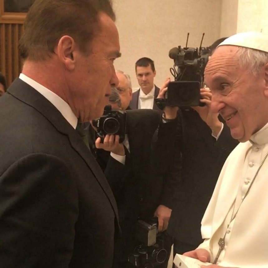 Arnold Schwarzenegger s-a întâlnit cu papa Francisc la Vatican