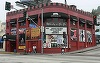 O reclamă luminoasă din clubul Whisky A Go Go din Los Angeles, vândută pentru 48.300 de dolari