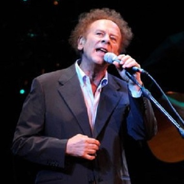 Art Garfunkel îşi publică autobiografia în septembrie