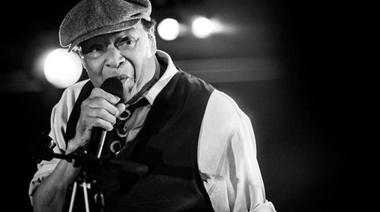 Muzicianul Al Jarreau, spitalizat din cauza epuizării, ar putea să se retragă din activitate la vârsta de 76 de ani