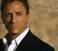 Daniel Craig l-a depăşit pe Pierce Brosnan în topul longevităţii asociate interpretării personajului James Bond