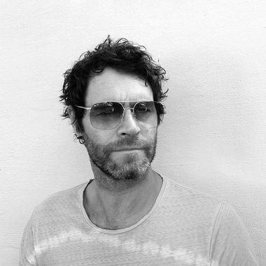 Cântăreţul Howard Donald, membru al grupului Take That, a devenit tată pentru a patra oară