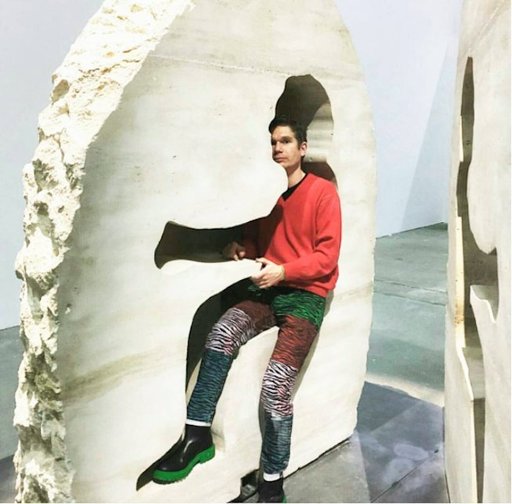 Un artist francez va trăi închis într-un bloc de piatră timp de o săptămână