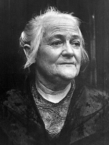 PORTRET: Clara Zetkin, iniţiatoarea Zilei Internaţionale a Femeii, în 1910