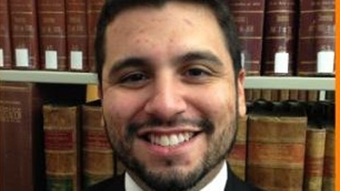 Pantalonii unui avocat din Florida, cuprinşi de flăcări, în timpul unui proces pentru incendiere premeditată