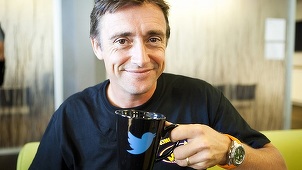 Richard Hammond a publicat un mesaj online în care a spus că se simte bine după accidentul de motocicletă