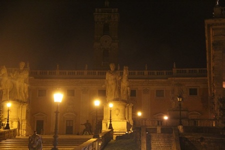 Roma trece la iluminatul public cu leduri, spre nemulţumirea unora dintre rezidenţi