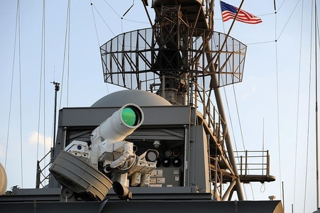 Pentagonul se înzestrează cu arme laser inspirate din franciza ”Războiul stelelor”