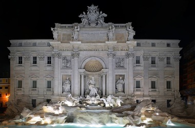 Aproximativ 1,5 milioane de dolari în monede au fost aruncate anul trecut în Fontana di Trevi