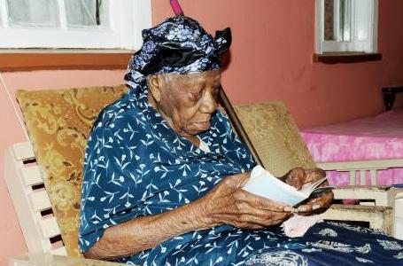 Violet Brown, o femeie din Jamaica, este noua decană de vârstă a omenirii