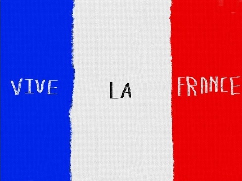 Vedete din industria de divertisment au salutat victoria lui Emmanuel Macron în alegerile prezidenţiale din Franţa