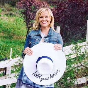 Reese Witherspoon va lansa o colecţie vestimentară inspirată din tradiţiile din sudul Statelor Unite