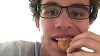 Un mesaj despre chicken nugget a doborât recordul de redistribuiri pe Twitter