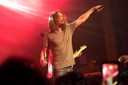 Chris Cornell, solistul Soundgarden, a murit la 52 de ani