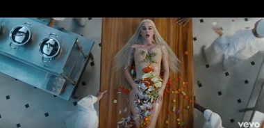 Katy Perry a stabilit un nou record mondial pe YouTube. VIDEO