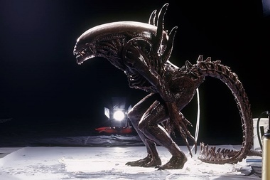 Filmul ”Alien: Covenant” a debutat pe primul loc în box office-ul nord-american