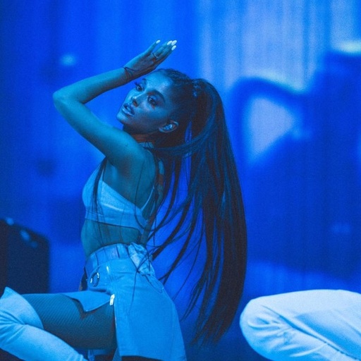 Ariana Grande şi-a suspendat întregul turneu european în urma atacului terorist din Manchester - presă