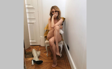 Celine Dion, pictorial realizat de revista Vogue în Paris. Una dintre imagini a surprins-o nud pe cântăreaţă