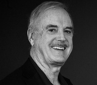 Actorul John Cleese, cunoscut pentru rolul din filmele ”Monty Python”, va primit trofeul onorific al Festivalului de la Sarajevo

