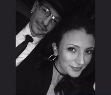Văduva lui Chester Bennington, victima unui hacker pe Twitter, după doar câteva ore de la moartea artistului