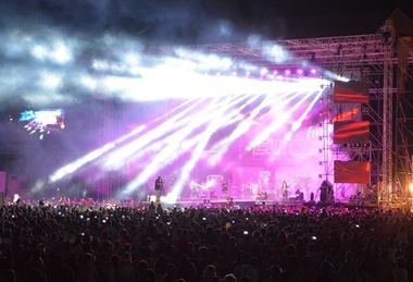 Primăria Mangalia: Peste 100.000 de turişti şi localnici sunt aşteptaţi la evenimentul Europa FM "Live pe Plajă"
